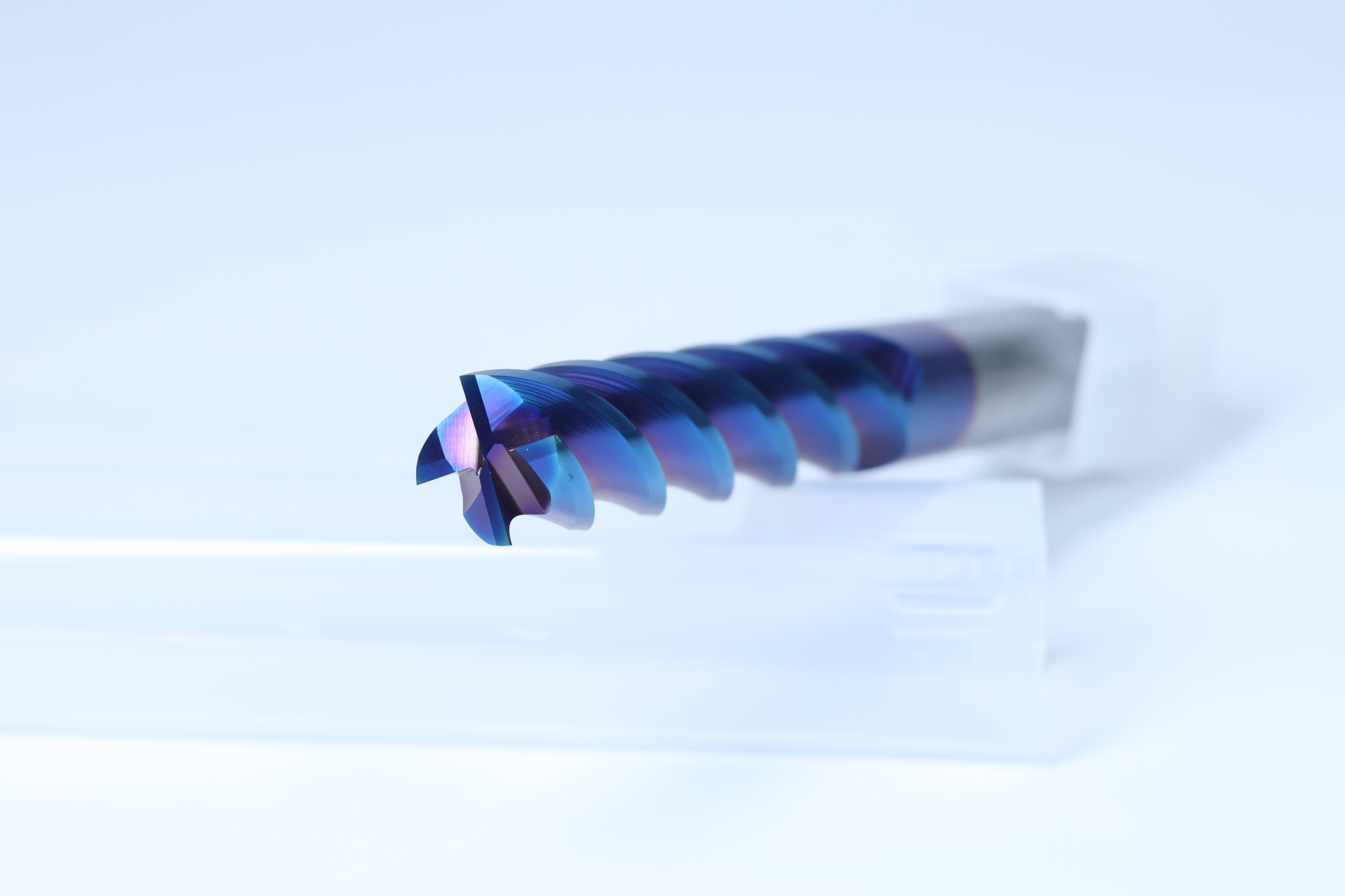 HRC65 4-flute flat milling cutter blue coating