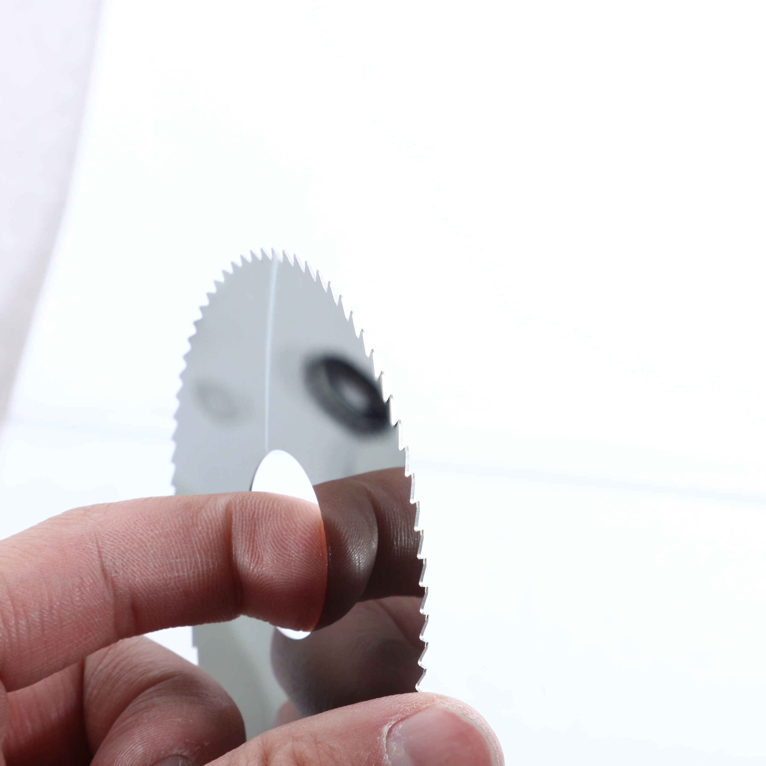Solid carbide saw blade milling cutter (External R type)